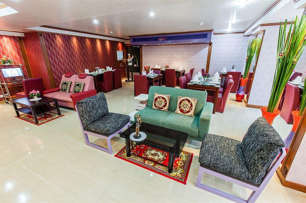Oyo 796 Paradise Sukhumvit Hotel Bangkok Exterior photo