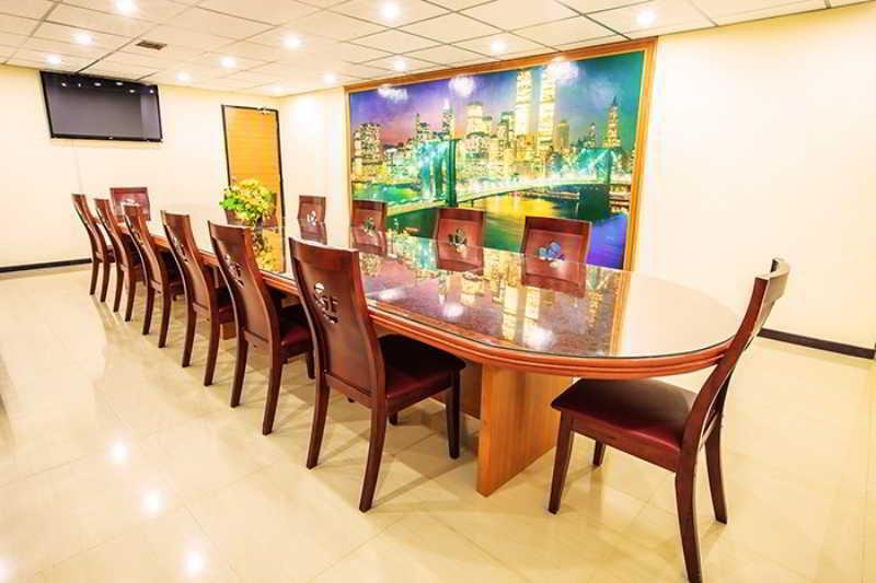 Oyo 796 Paradise Sukhumvit Hotel Bangkok Exterior photo